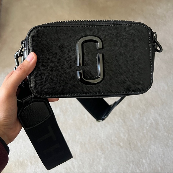 Marc Jacob’s Snapshot Bag - Picture 3 of 7